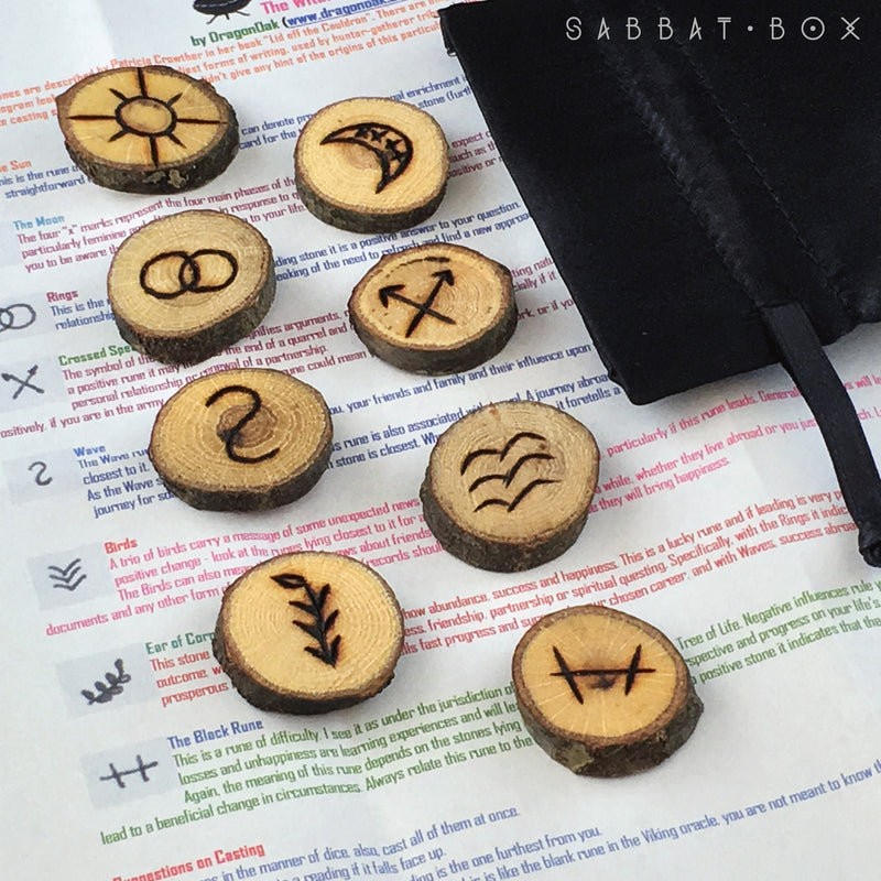 Witches' Rune Set With Black Satin Bag & Instructions – Sabbat Box
