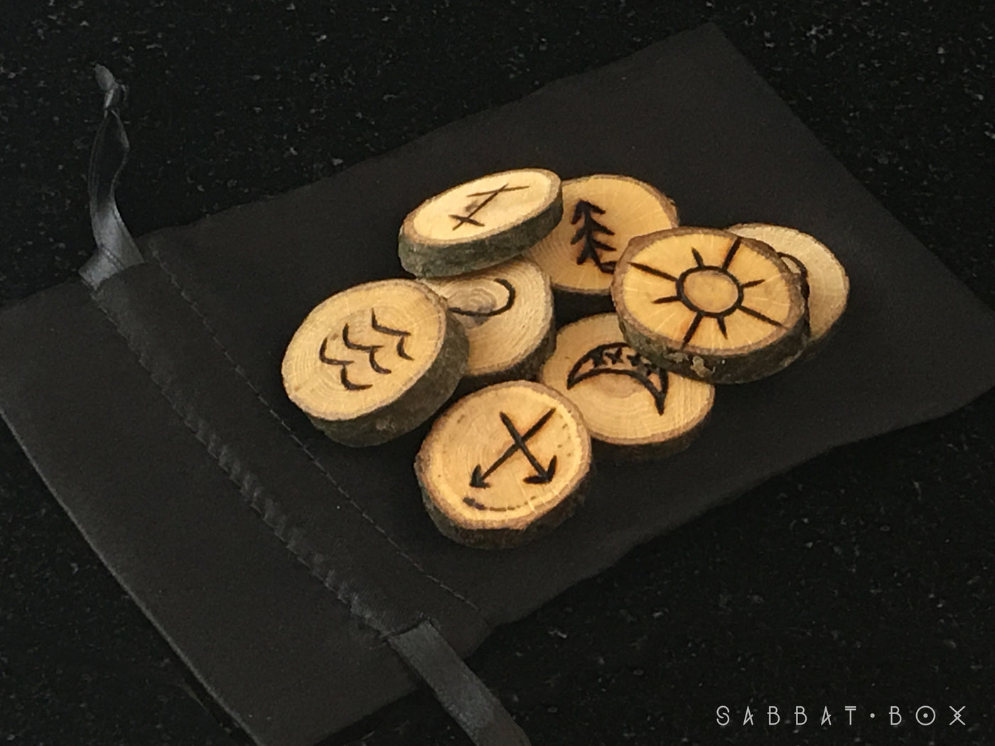 Witches' Rune Set With Black Satin Bag & Instructions – Sabbat Box